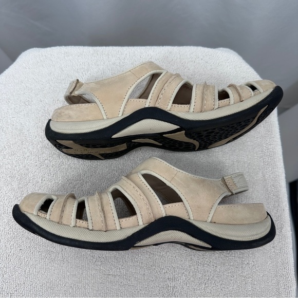 Clarks Springers Womens Leather Sandals 8M Cream Light Tan Elastic Back Strap - Picture 6 of 8